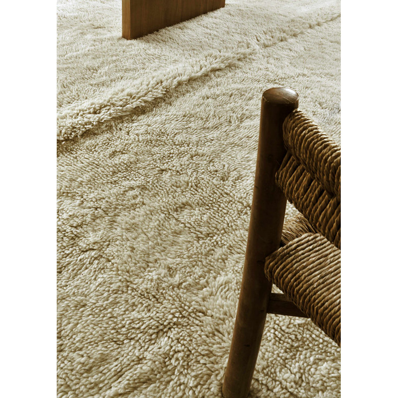 Handmade Tufted Sheep Beige Wool Shag Rug 2'7" x 4'7"