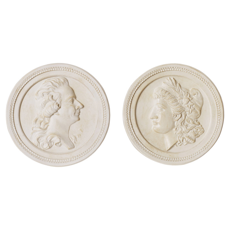 9.8'' Gray Resin Traditional Round Wall Decor Set