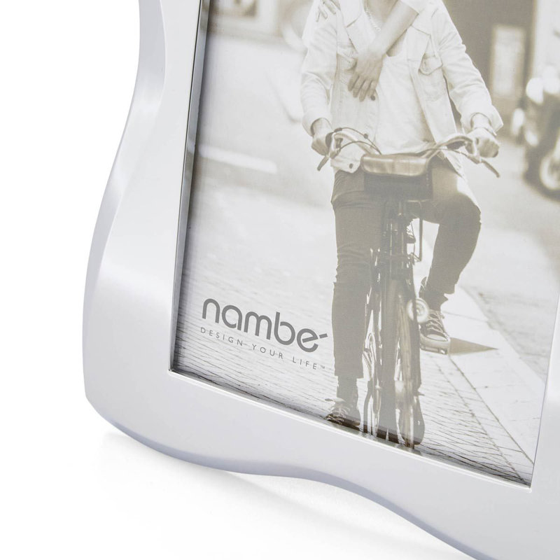 Classic Silver 4x6 Tabletop and Wall Photo Frame
