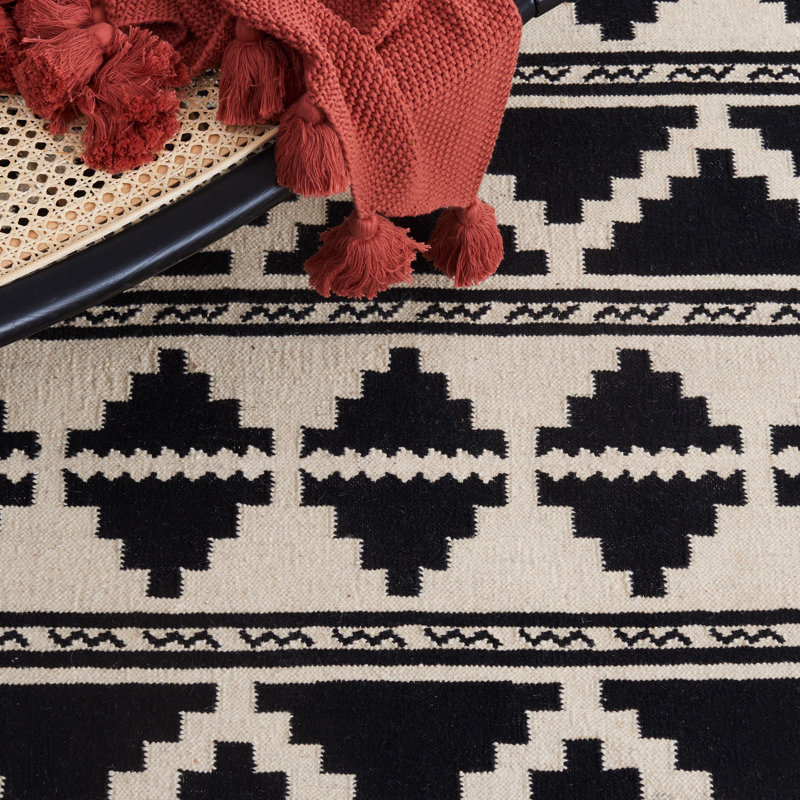 Tribal Motif Handmade Black Wool 6' Square Area Rug