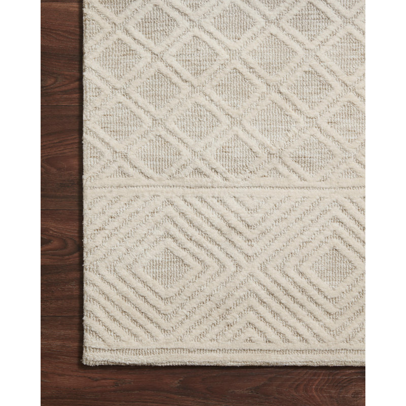 Ivory Geometric Rectangular Synthetic Indoor Rug