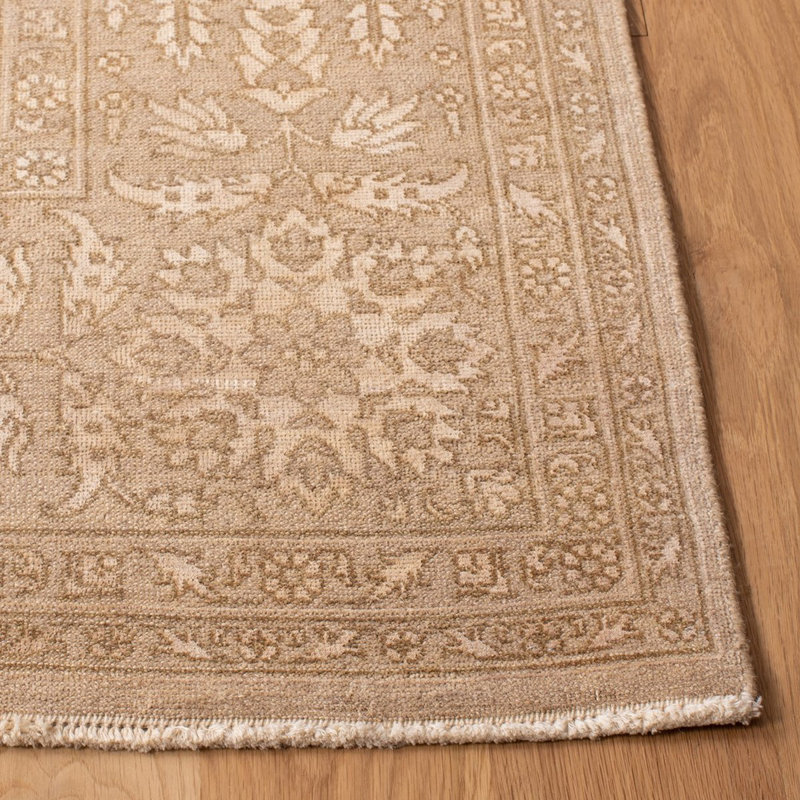 Madison Gold 4' x 6' Hand-Knotted Vintage Wool Area Rug