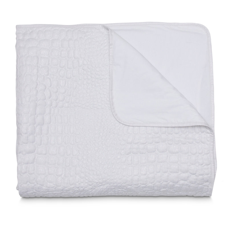 Contemporary Brilliance King Cotton Coverlet Set in White