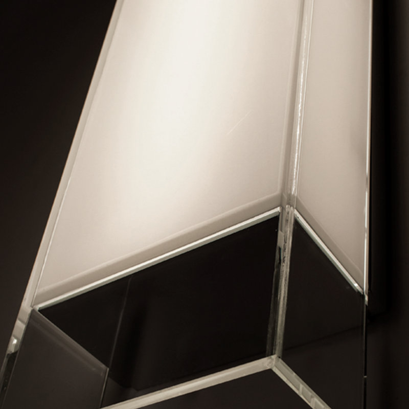 Sleek Chrome LED Vanity Light Bar with Clear Glass