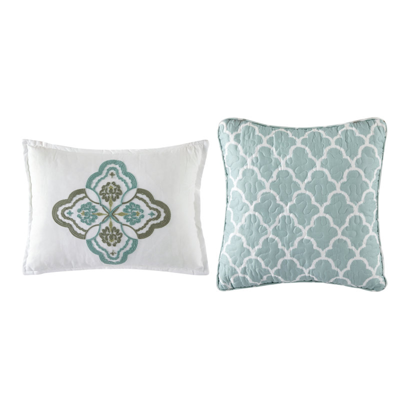 King White Microfiber Reversible Quilt Set