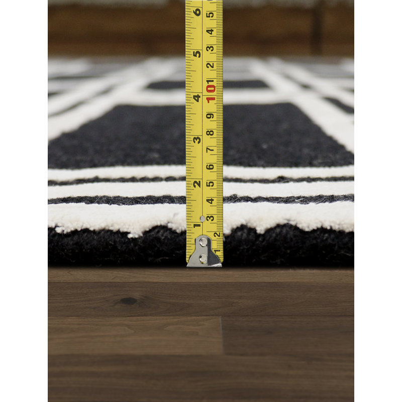 Black and White Rectangular Hand-Tufted Wool Rug