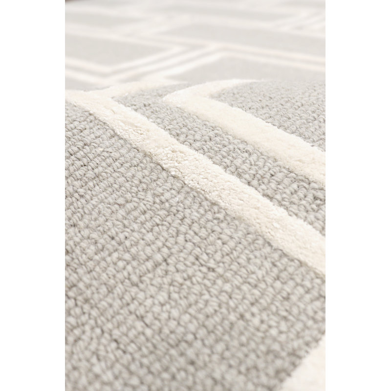 Elegant Silver 15"x25" Hand-Tufted Wool & Viscose Silk Rug