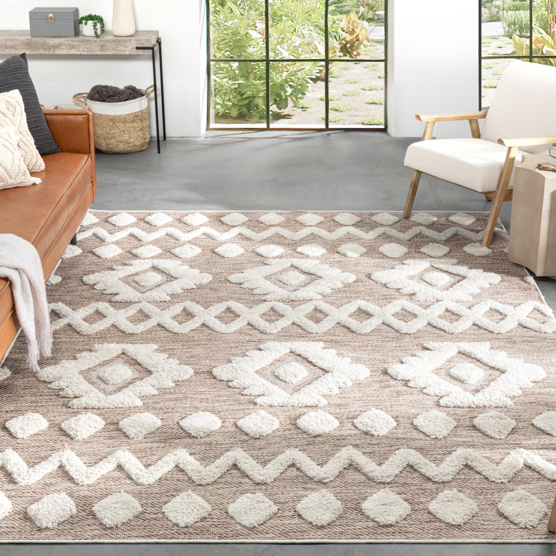 Bellagio Beige Tribal High-Low Flat-Weave Rug 5' x 7'