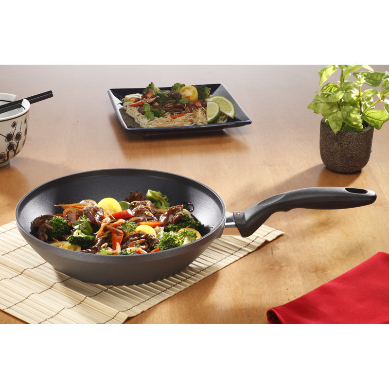 Swiss Diamond 10.25" Nonstick Aluminum Stir Fry Pan with Lid