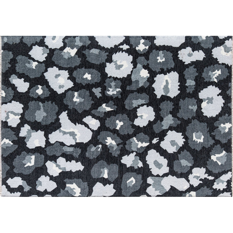 Maisie Primrose Path Gray Floral 5' x 7' Synthetic Area Rug