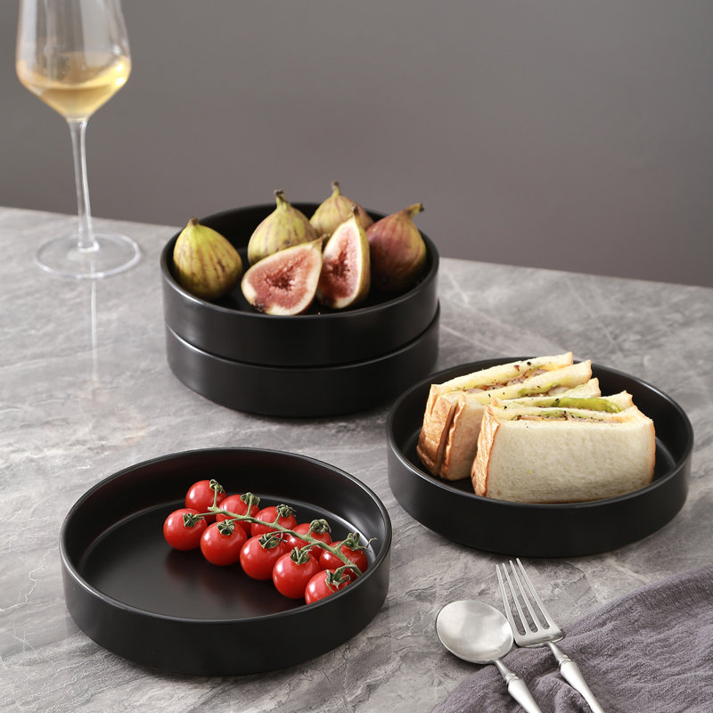 Black Ceramic Minimalist Pasta and Salad Bowl Set