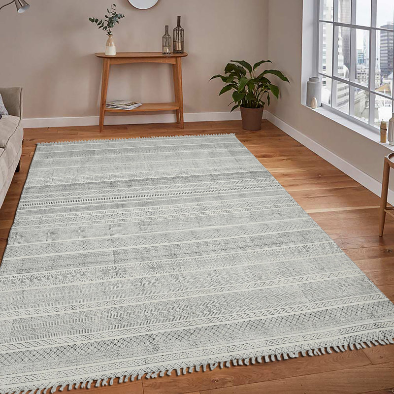 Handmade Charcoal Gray Geometric Cotton Area Rug 5' x 7'