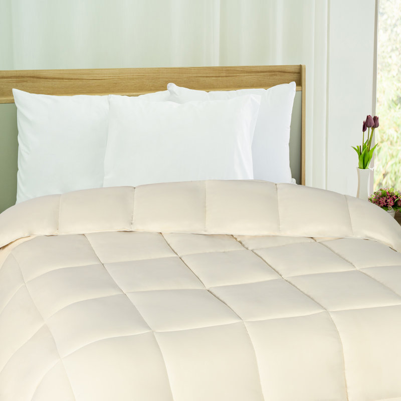 Ivory Queen Reversible Down Alternative Microfiber Comforter