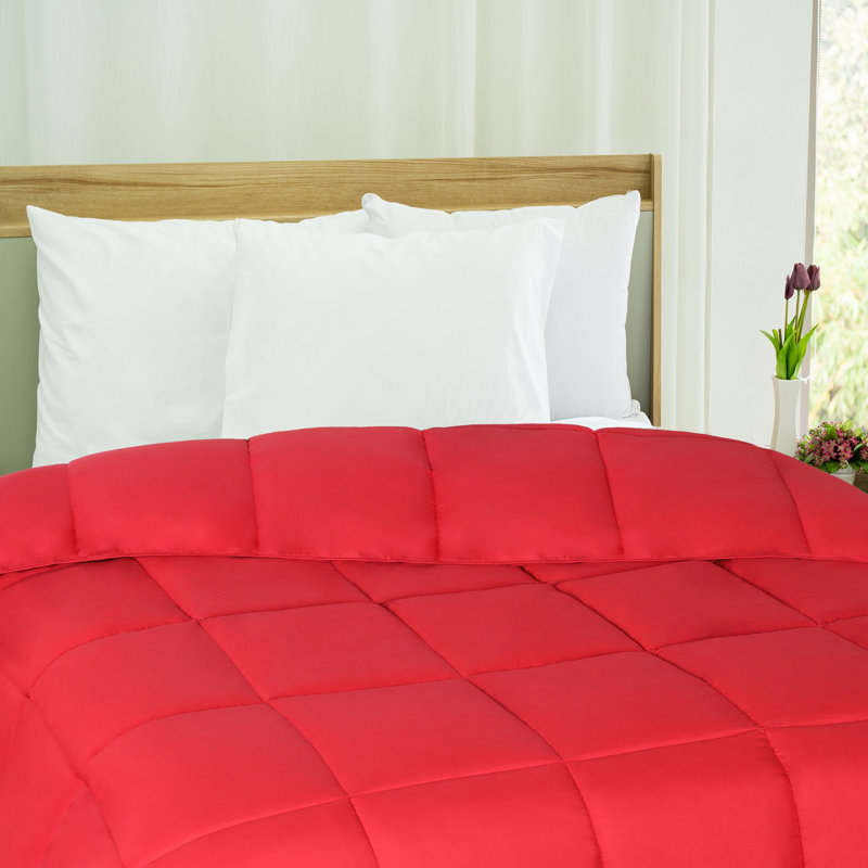 Twin Red Microfiber Reversible Comforter with Down Alternative Fill
