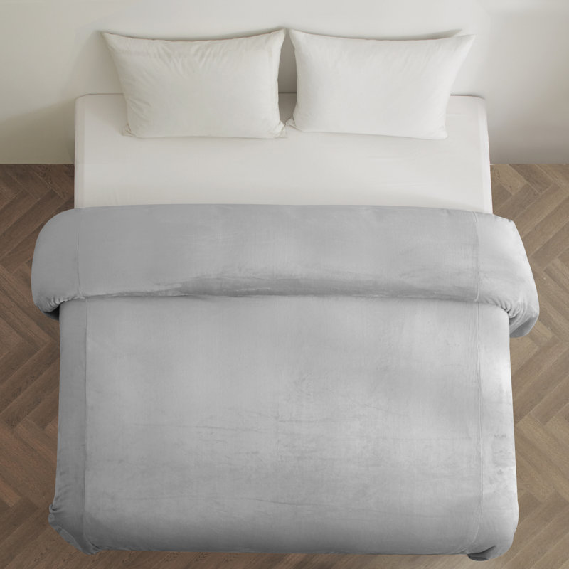 Cozy King-Size 10'x10' Machine-Washable Fleece Blanket in Grey