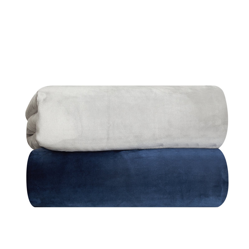 Cozy King-Size 10'x10' Machine-Washable Fleece Blanket in Grey