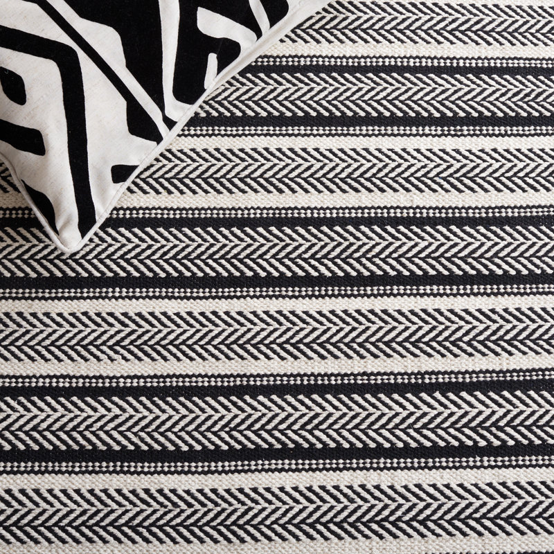 Montauk Coastal Black Stripe Handwoven Wool-Cotton Rug 3'x5'