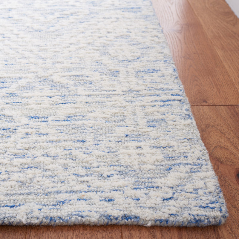 Ivory and Blue Floral Wool Hand-Tufted 4' x 6' Rug