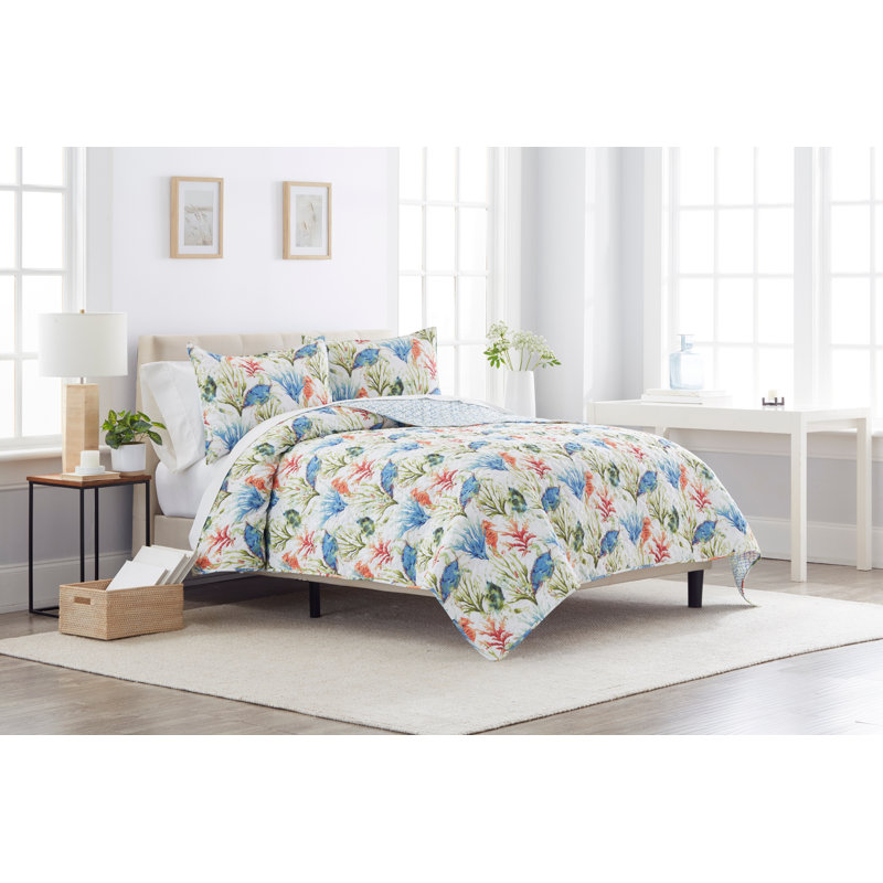 Marine Bliss King Cotton Quilt Set in Blue - Reversible & Lightweight