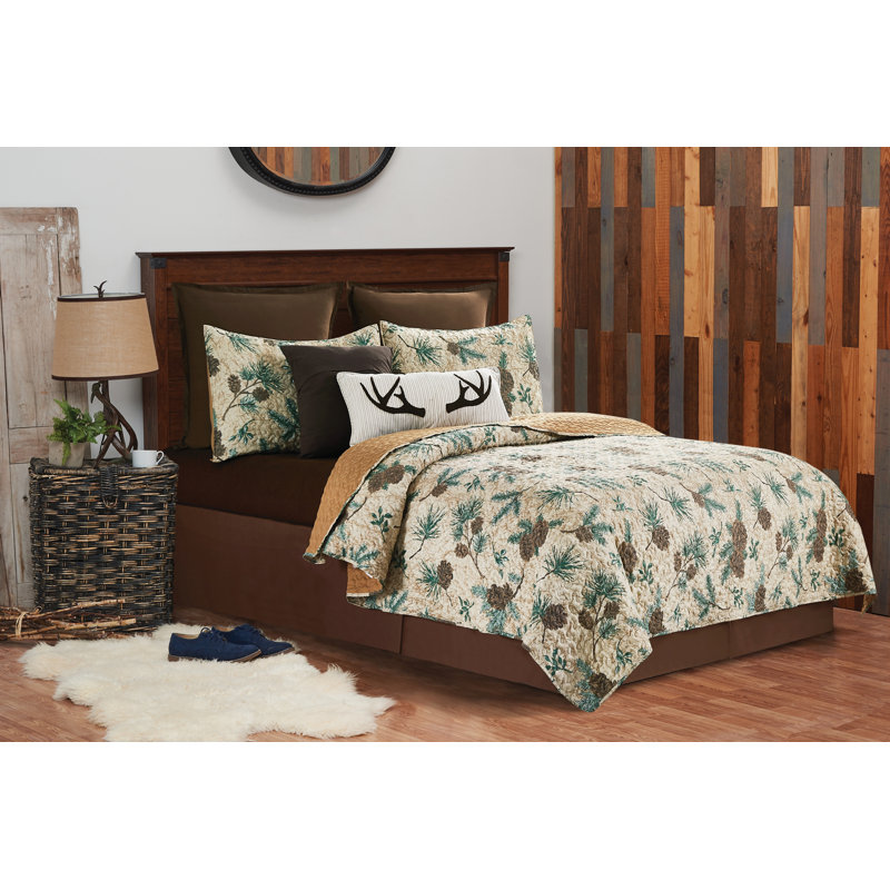 Rustic Pinecone King Quilt Set in Brown - Reversible Cotton Comfort