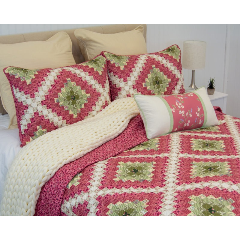 Ivory and Mauve Reversible Microfiber King Quilt Set
