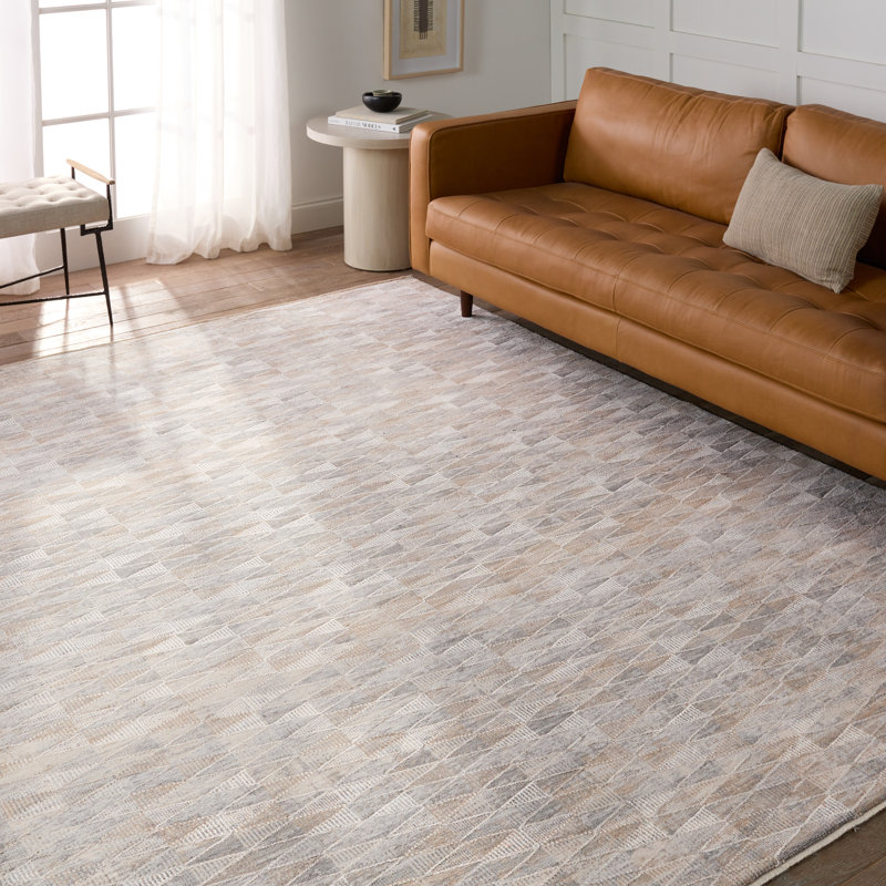 Luray Gray Trellis Rectangular Synthetic 5'x8' Area Rug
