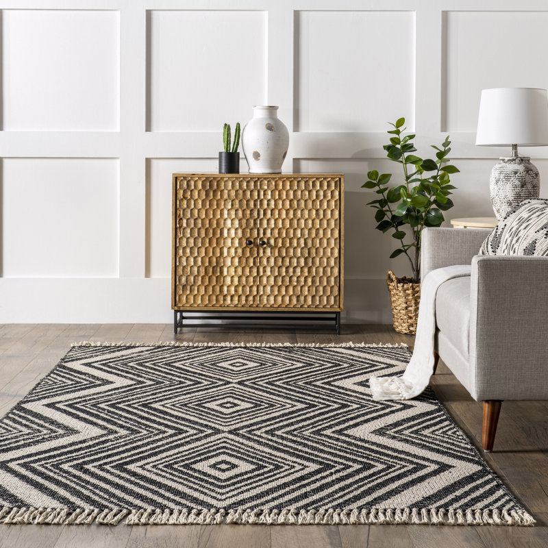 Luxurious Gray Cotton Geometric Tassel Area Rug 5' x 8'