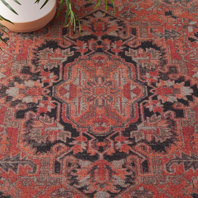 Elegant Tufted Wool-Blend 7'9" x 10' Area Rug in Rich Red