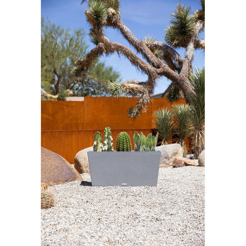 Gray 31" Recycled Plastic Indoor/Outdoor Planter Set