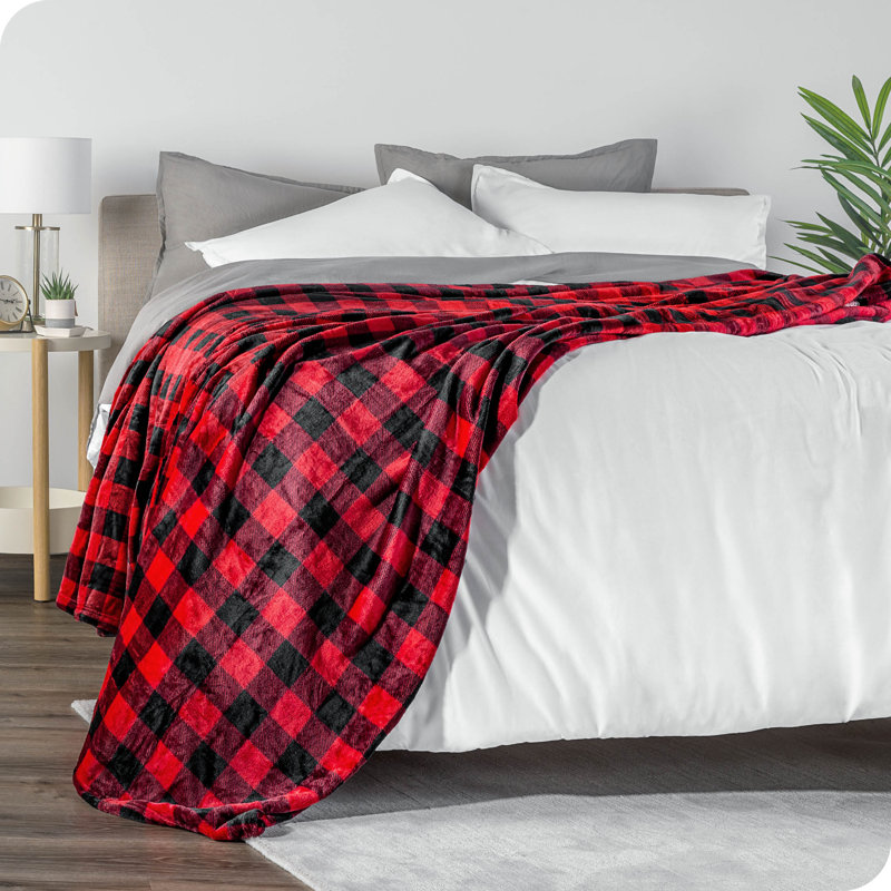 Luxurious King-Sized Buffalo Plaid Red/Black Microplush Fleece Blanket