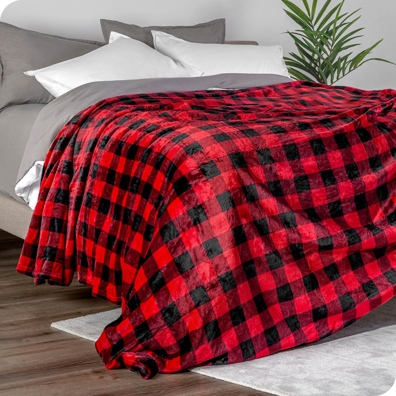 Luxurious King-Sized Buffalo Plaid Red/Black Microplush Fleece Blanket