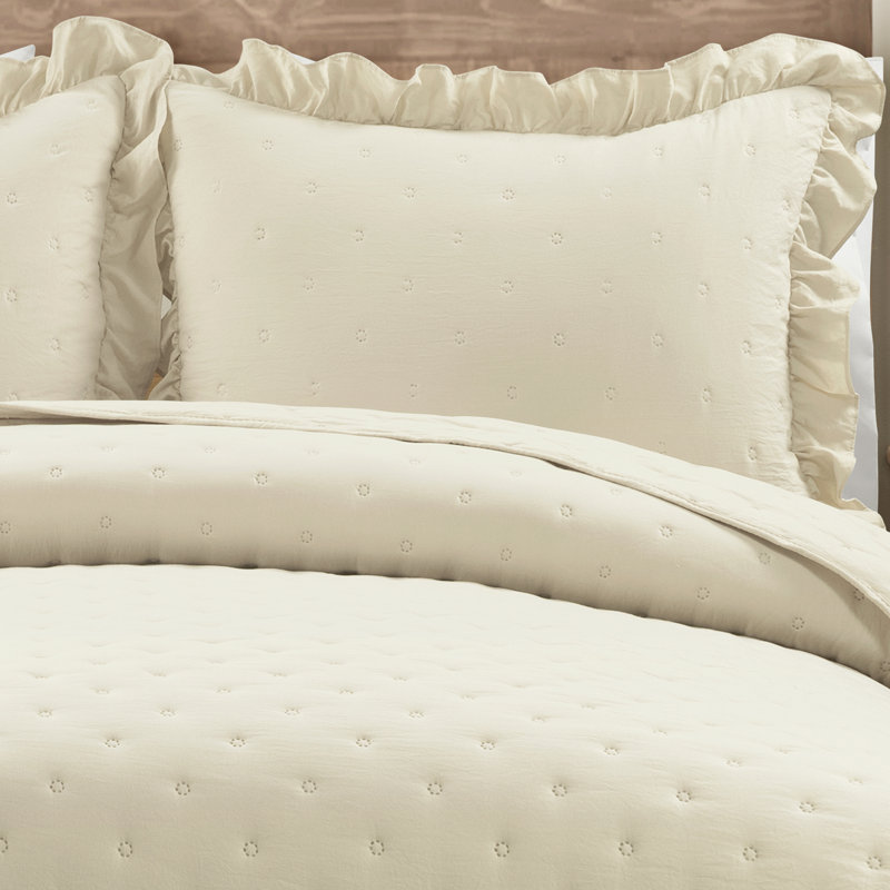Wheat King Microfiber Reversible Quilt Set with Ruffles