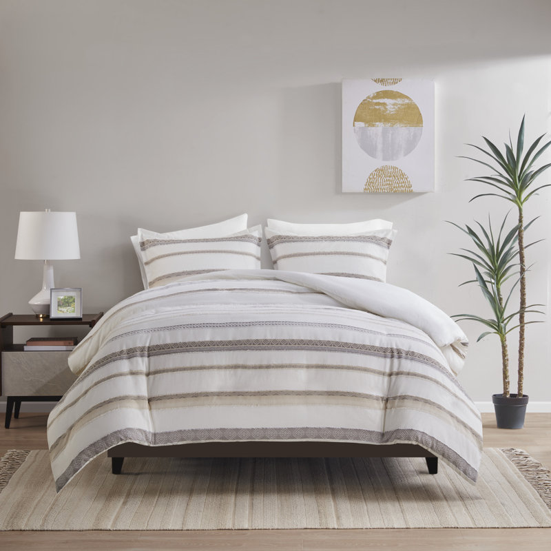 Neutral Clipped Jacquard Stripe Full/Queen Duvet Cover Set