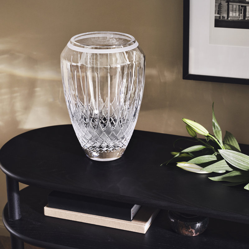 Handcrafted Clear Crystal Decorative Table Vase