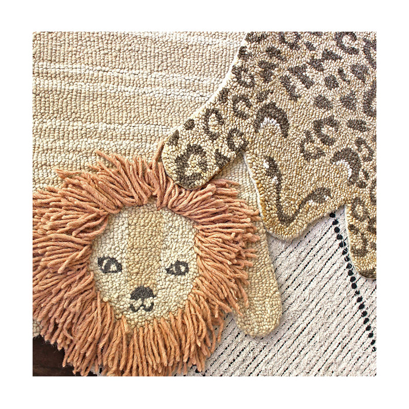 Handmade Tufted Wool Leopard Shape Rug