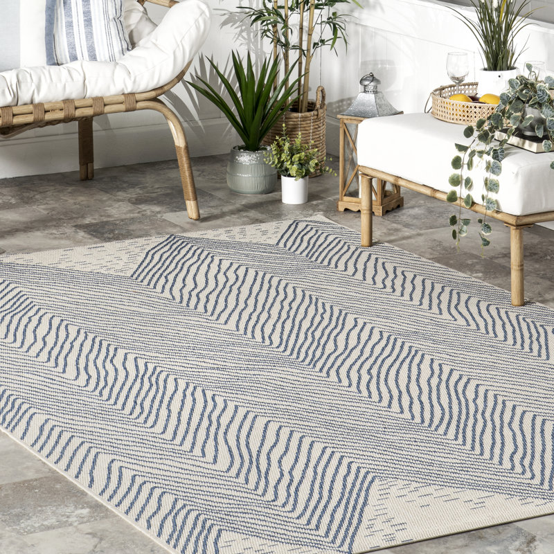 Reversible Square Blue Chevron Waves Synthetic Patio Rug - 6'