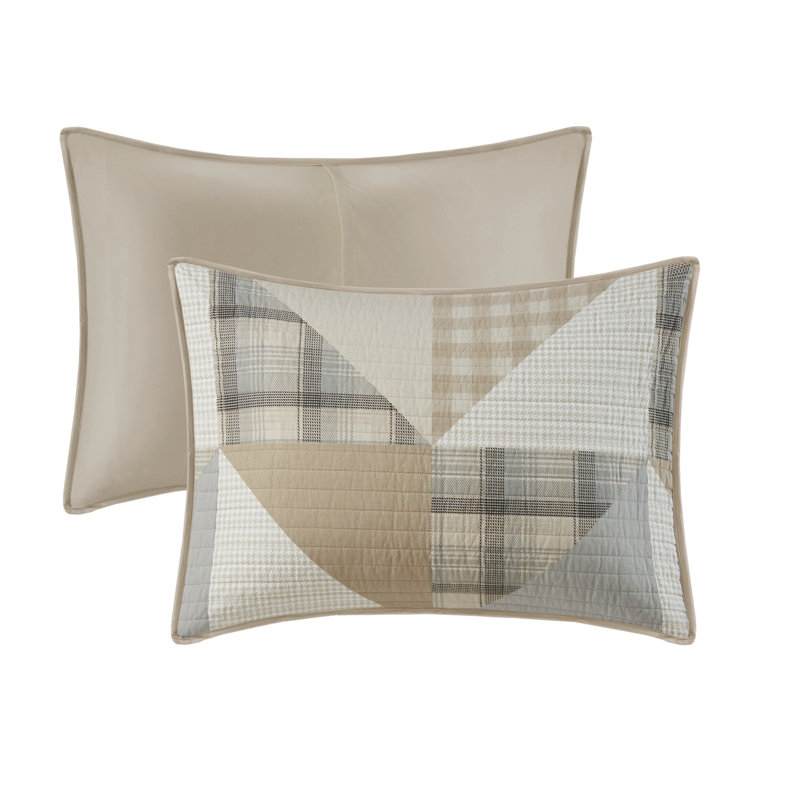 Cabin Charm Tan Full/Queen Cotton Quilt Set with Geometric Patterns