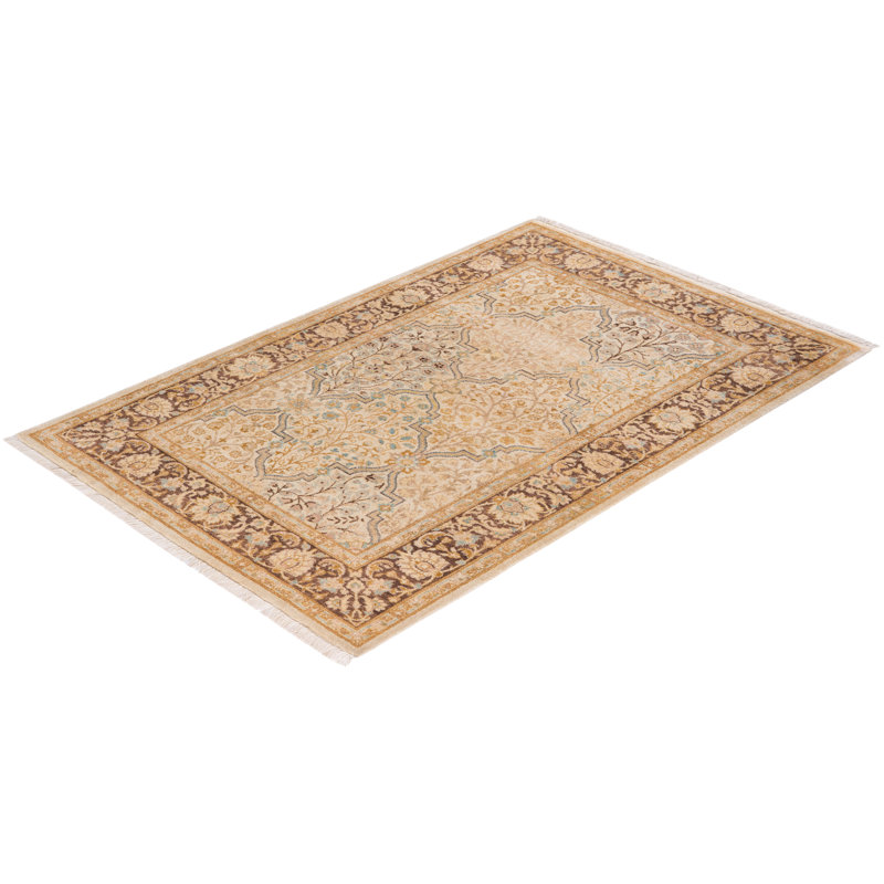 Traditional Mogul Ivory Hand-Knotted Wool Area Rug 3'2" x 4'10"