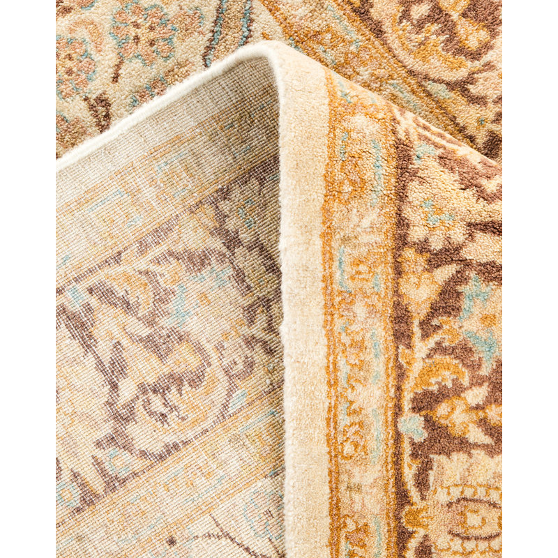 Traditional Mogul Ivory Hand-Knotted Wool Area Rug 3'2" x 4'10"