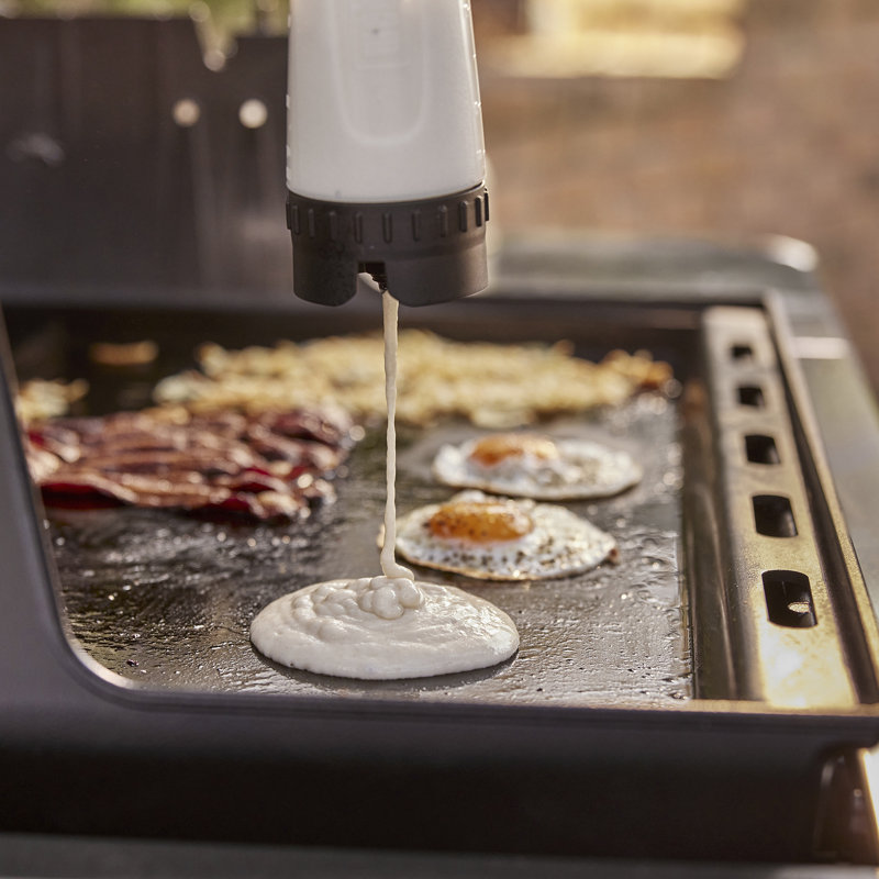 Black Carbon Steel Rust-Resistant Griddle Insert for Genesis 300 Series