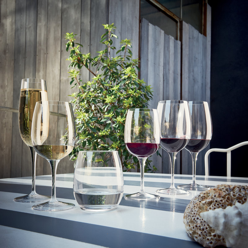 Palace 16.25 oz Clear Modern Wine Glass Set