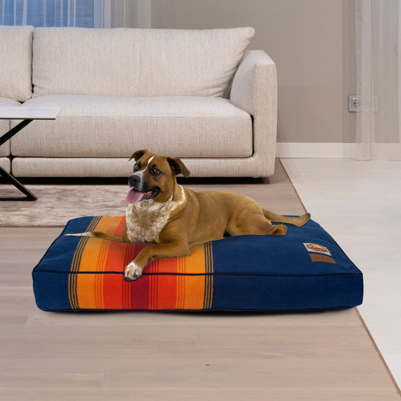 Medium Orthopedic Outdoor Elevated Pet Bed with Striped Design