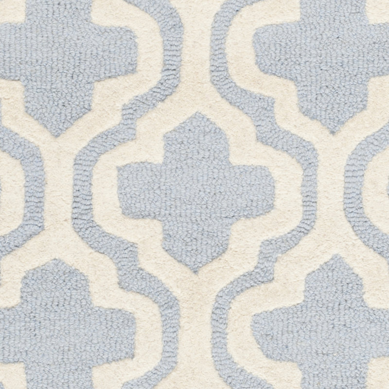 Hand-Tufted Wool Elegance Round Rug in Light Blue/Ivory, 2' x 3'