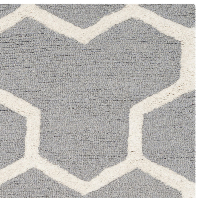 Handmade Silver and Ivory Tufted Wool 4' x 6' Rug