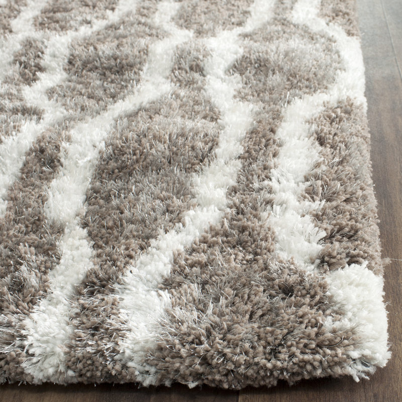 Ivory Silver Barcelona Hand-Tufted Cotton Shag Rug, 5'x5' Square
