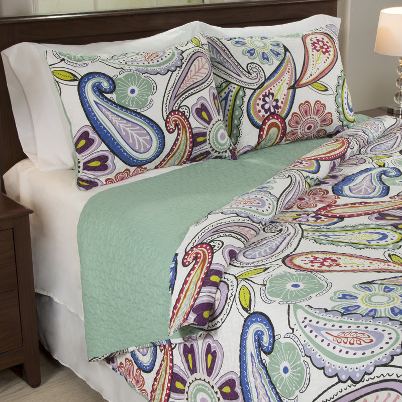 King Size Multicolor Paisley Microfiber Quilt Set