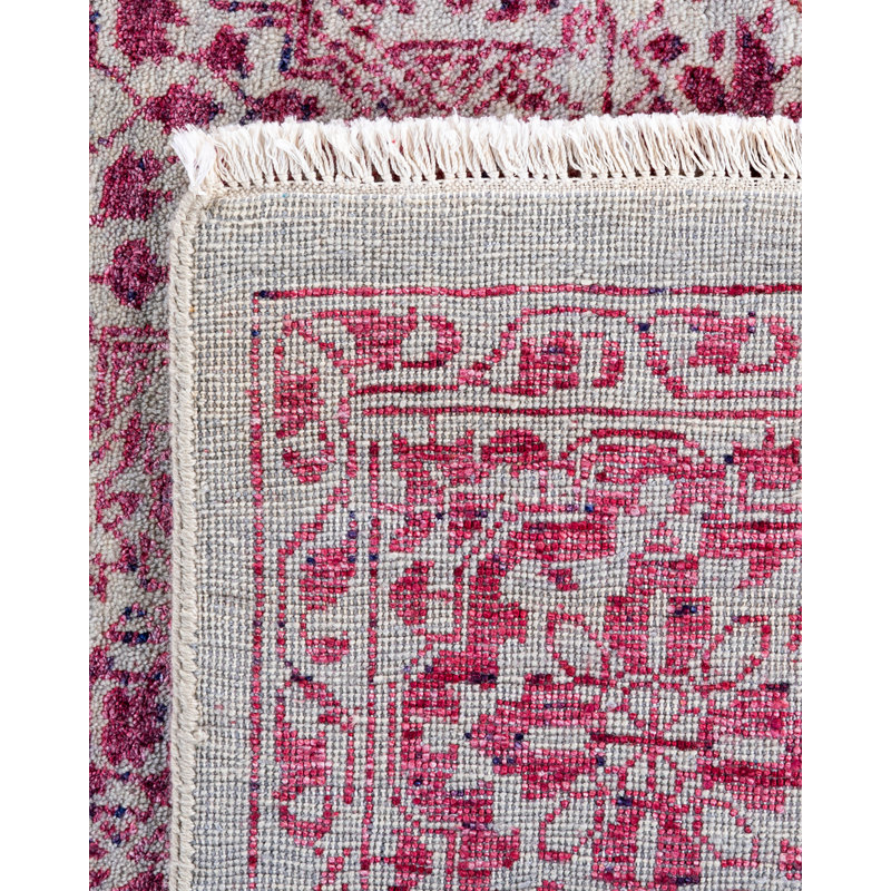 Handmade Pink and Gray Wool Silk Medallion Area Rug, 8' 1" x 10' 0"