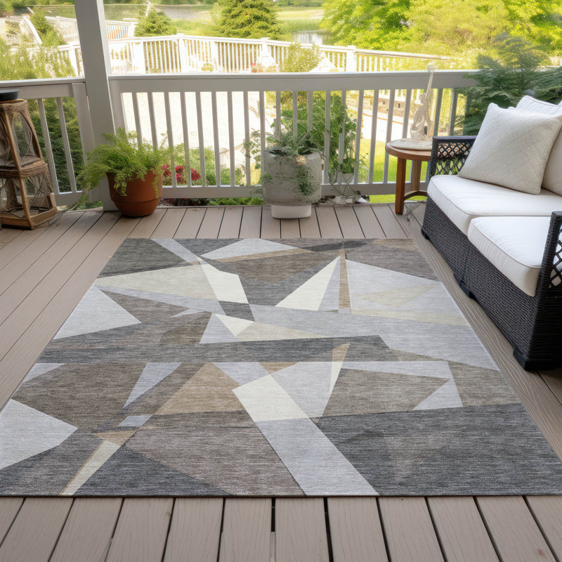 Taupe Geometric Flat Woven Indoor/Outdoor Rug 3' x 5'