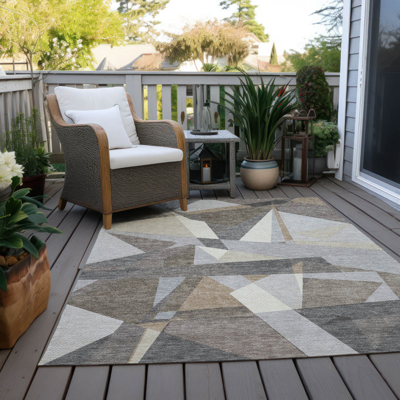 Taupe Geometric Flat Woven Indoor/Outdoor Rug 3' x 5'