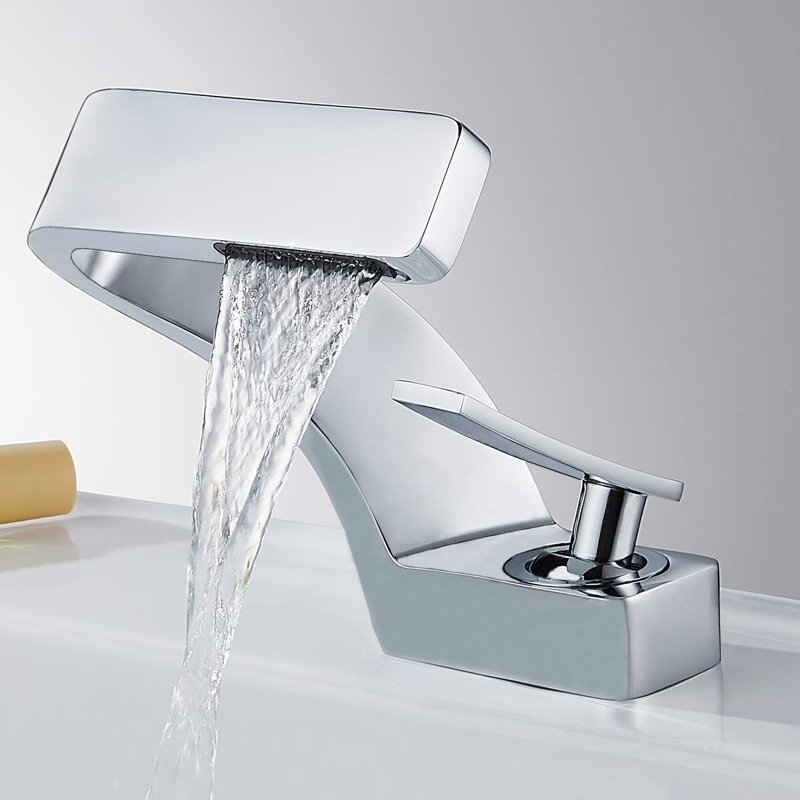 Chrome Single Handle Bathroom Sink Faucet with Brass Body